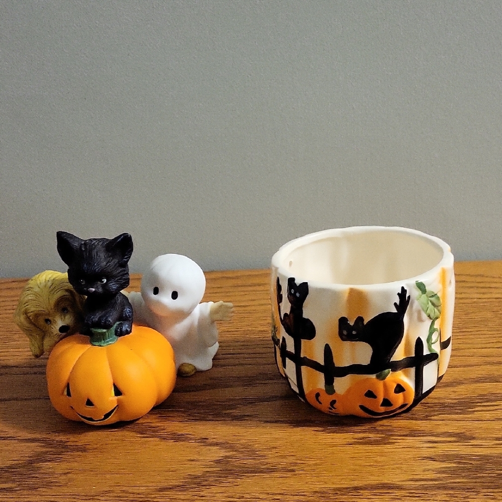 Halloween Decor